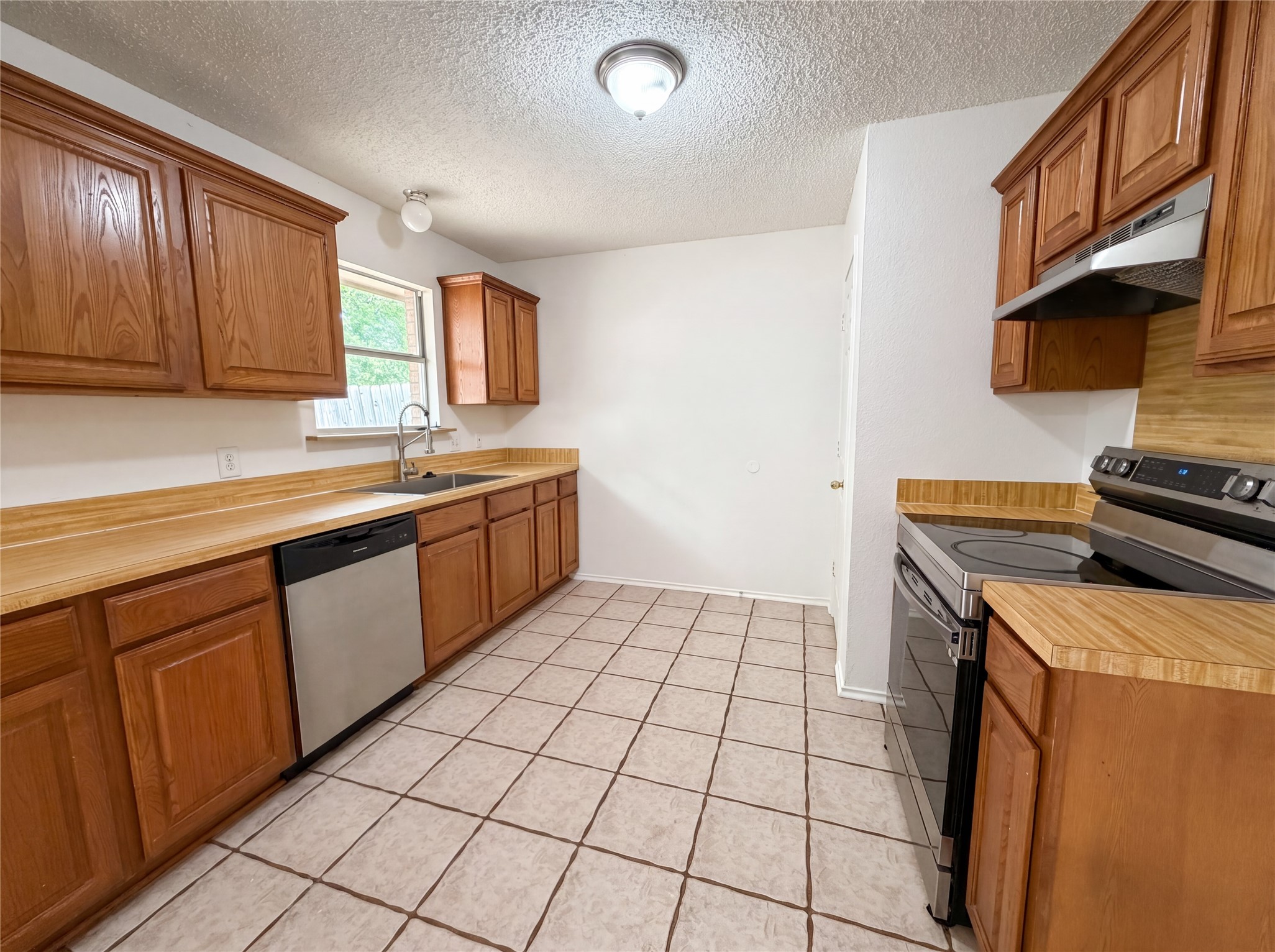 1233 Windy Meadows Drive Burleson TX 76028