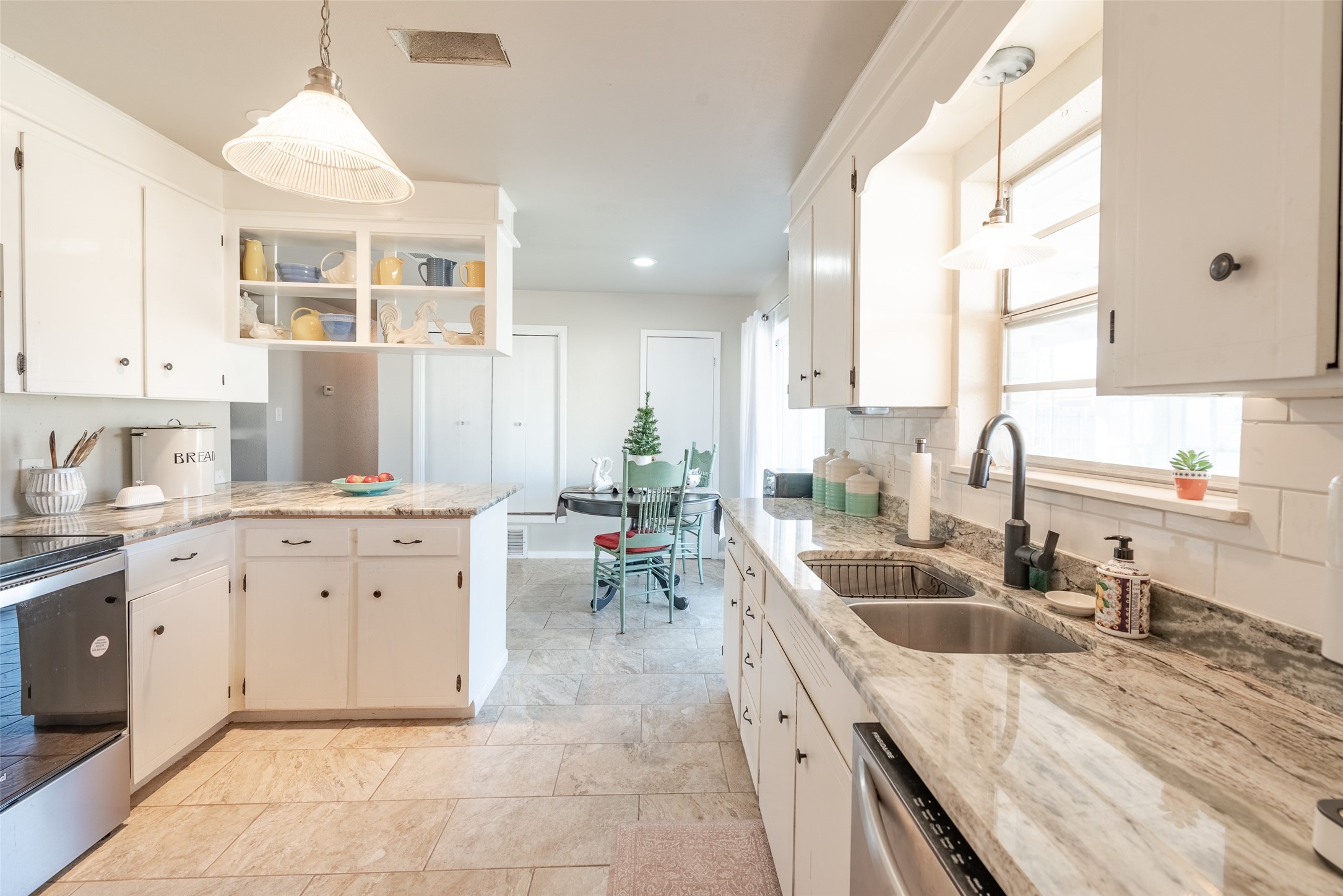 403 Sherry Lee Lane Hamilton TX 76531