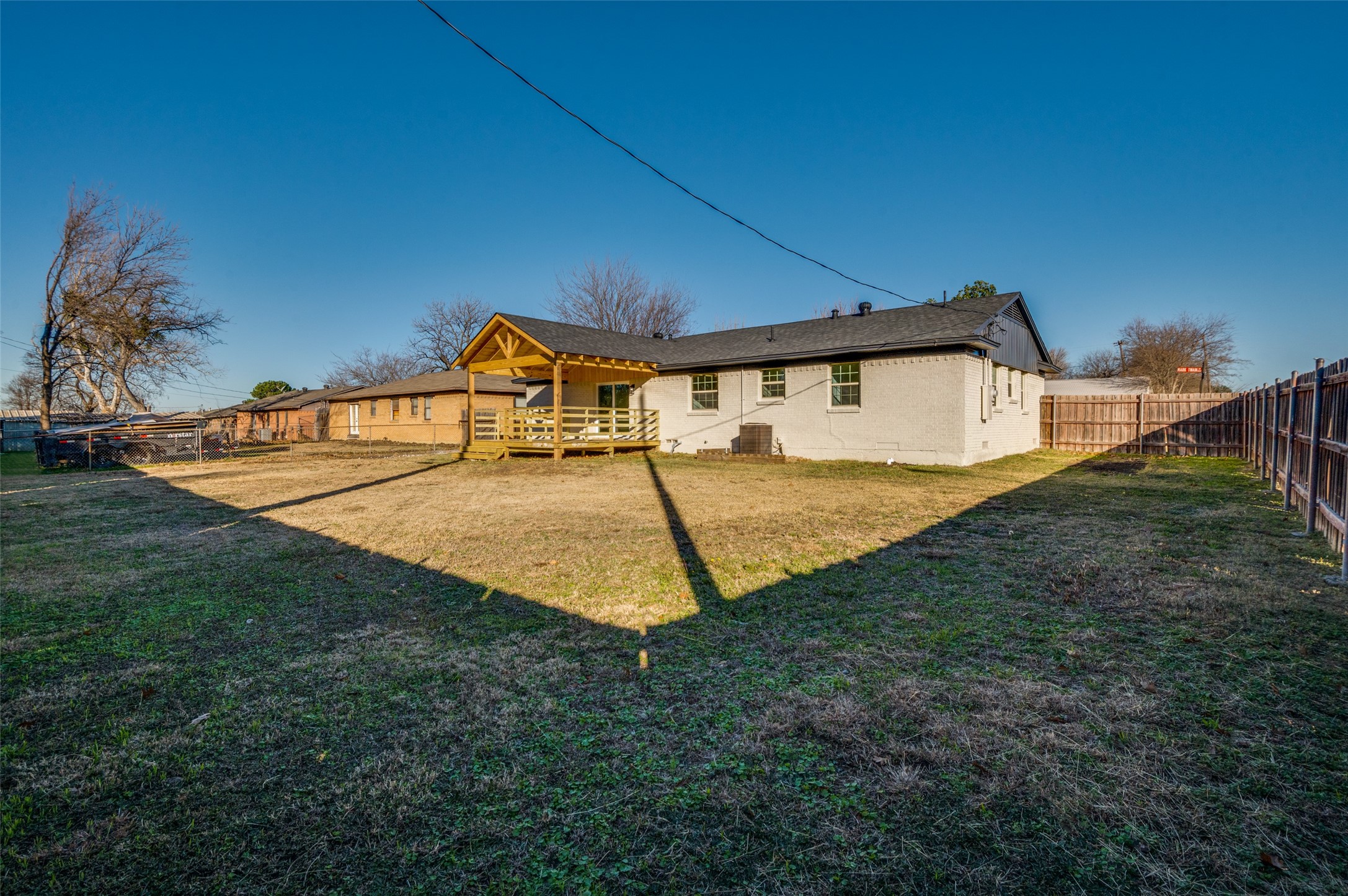 3072 Mark Twain Drive Farmers Branch TX 75234