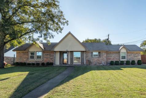 800 College Street Crandall TX 75114