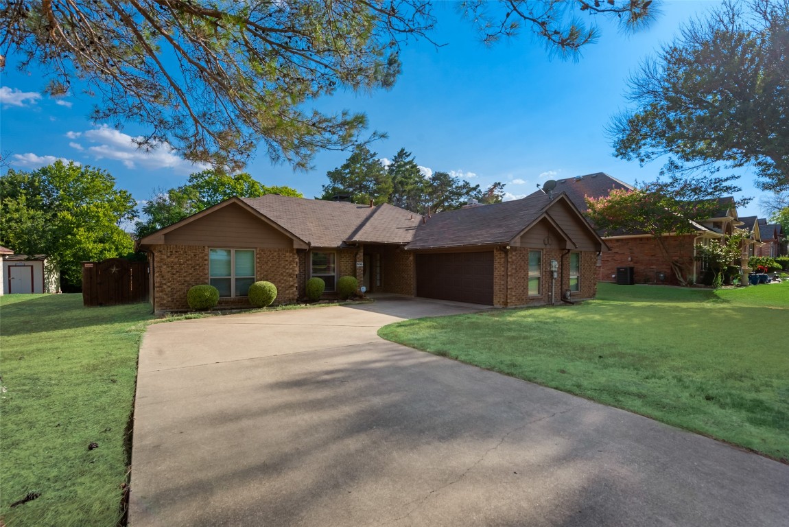 816 Woodridge Drive Desoto TX 75115