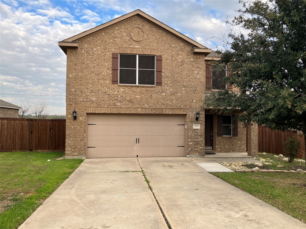 211 Dodge City Trail Newark TX 76071