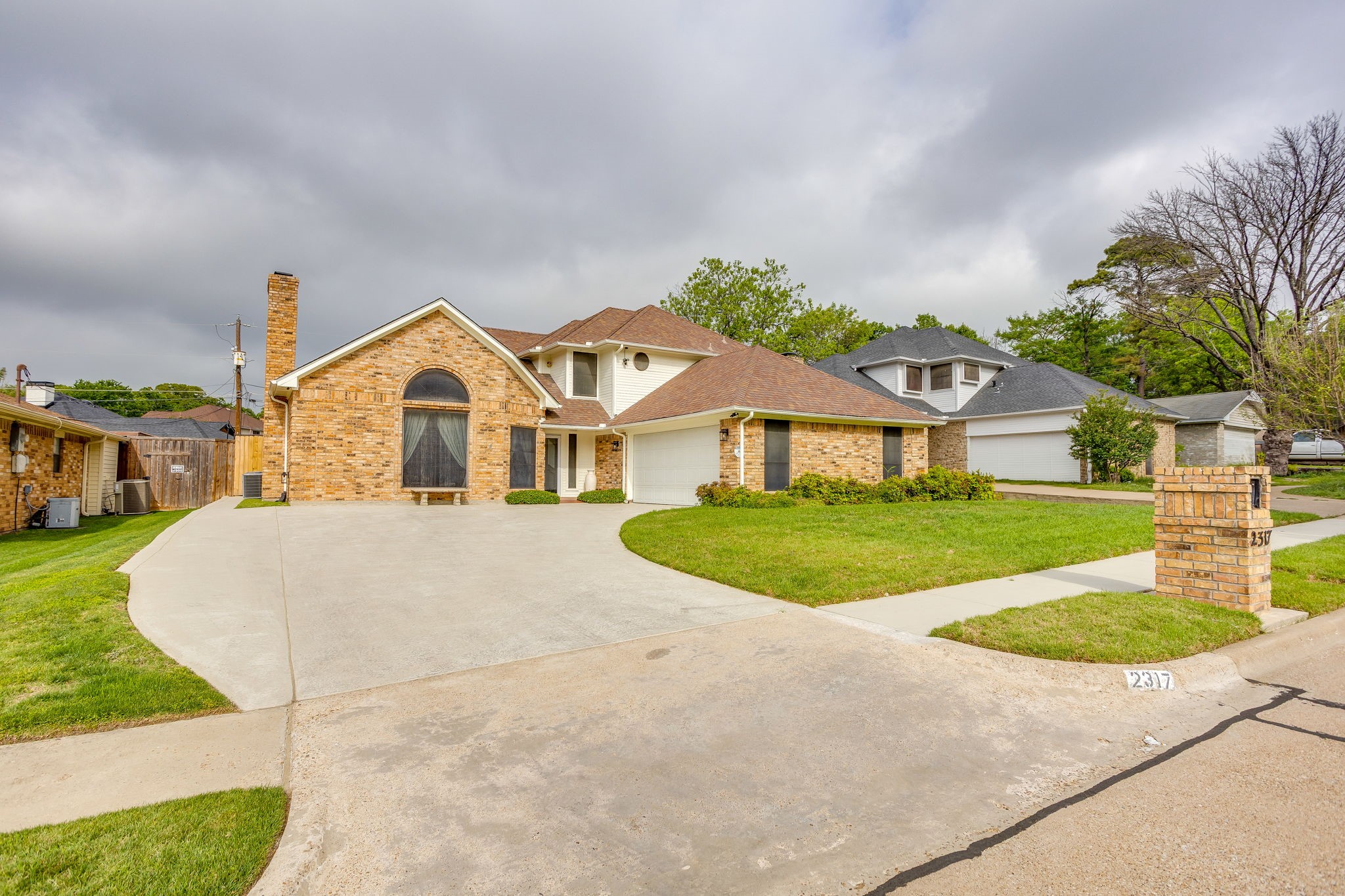 2317 Willow Oak Drive Irving TX 75060