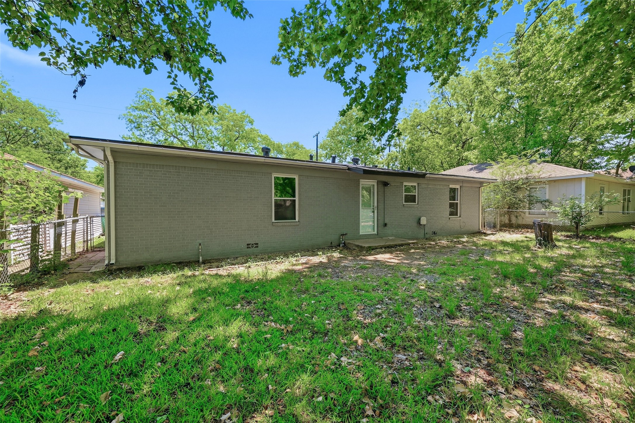 206 S Magnolia Street Pottsboro TX 75076
