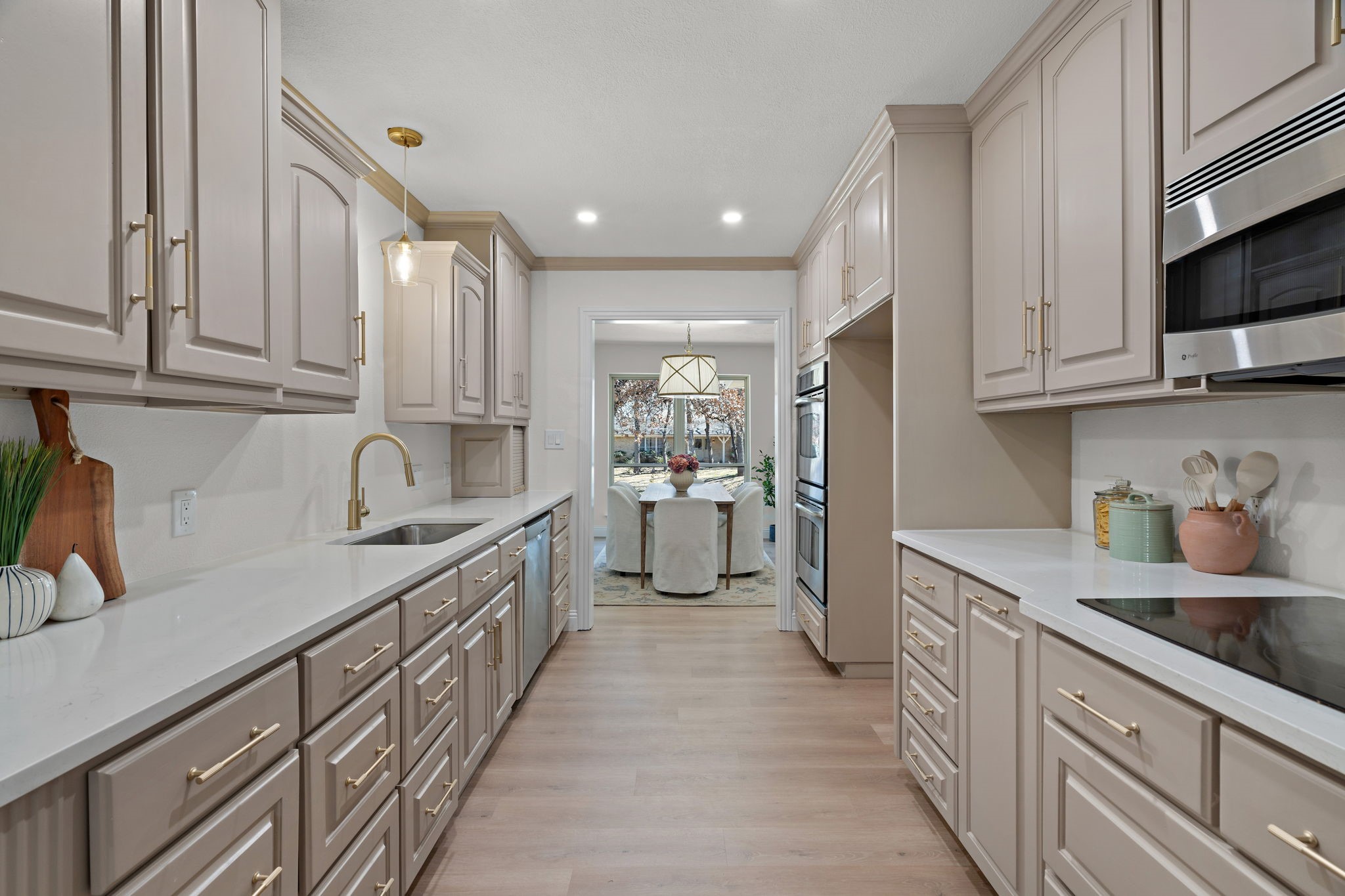 1306 Driftwood Drive Euless TX 76040