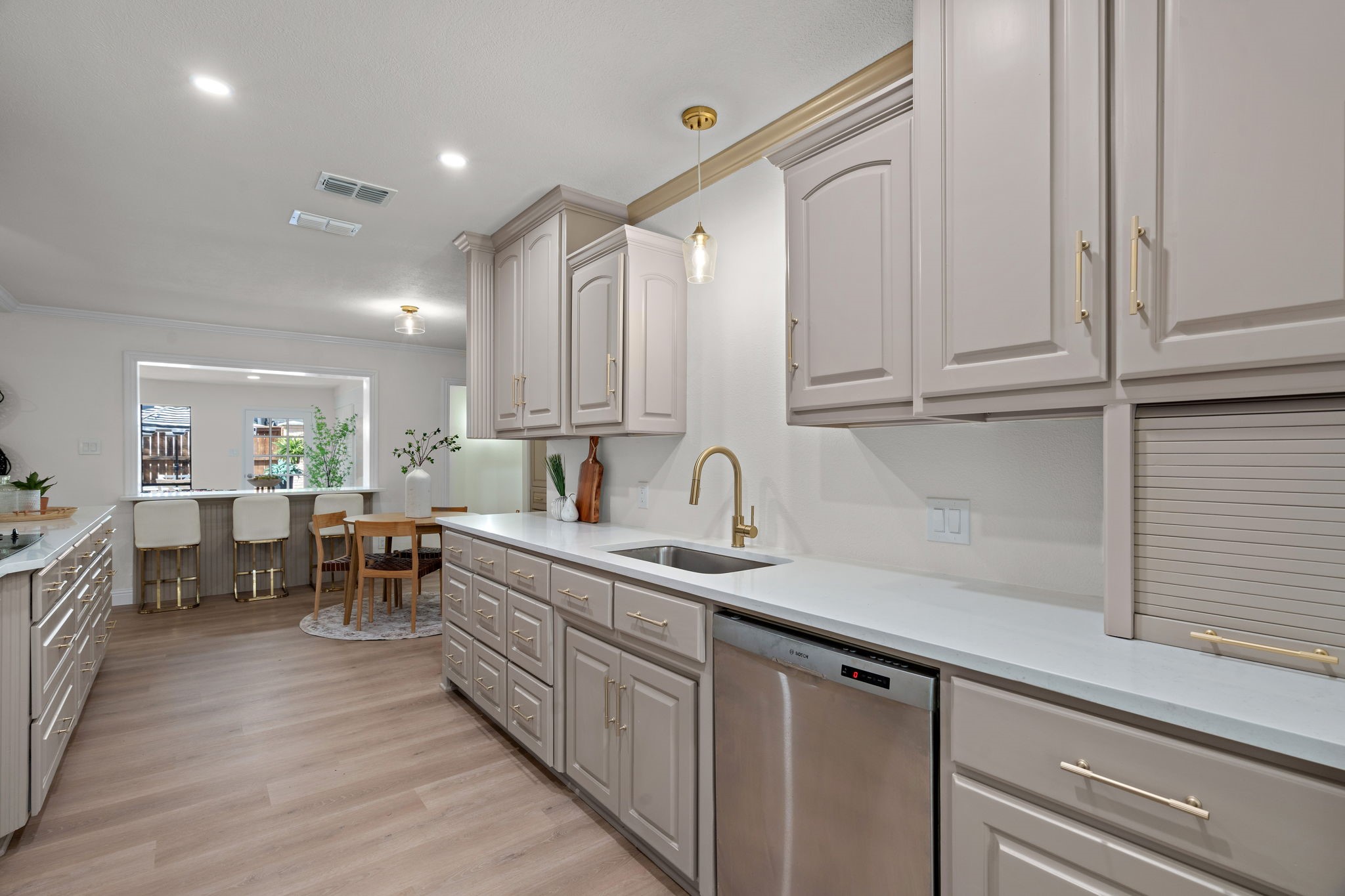 1306 Driftwood Drive Euless TX 76040