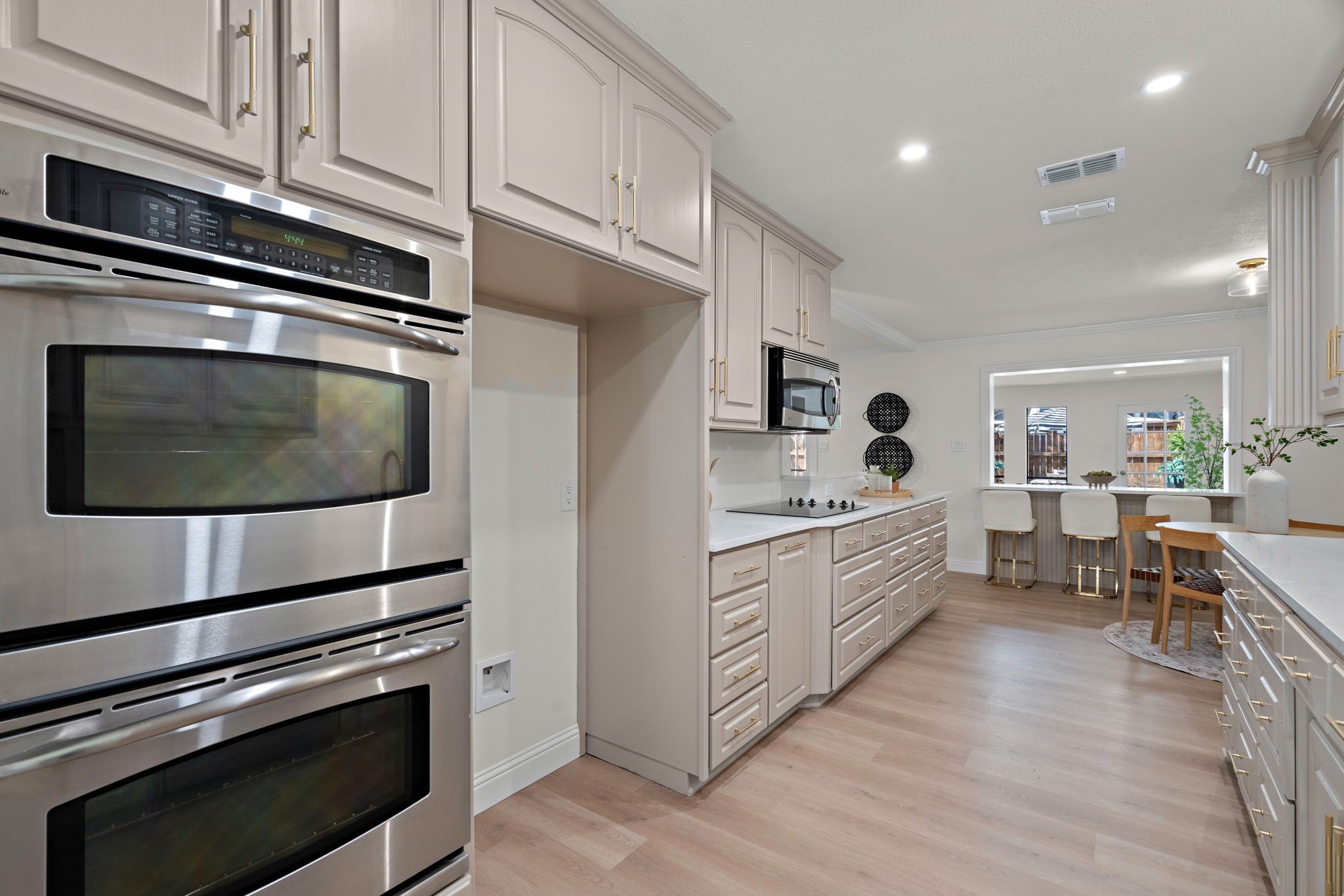 1306 Driftwood Drive Euless TX 76040