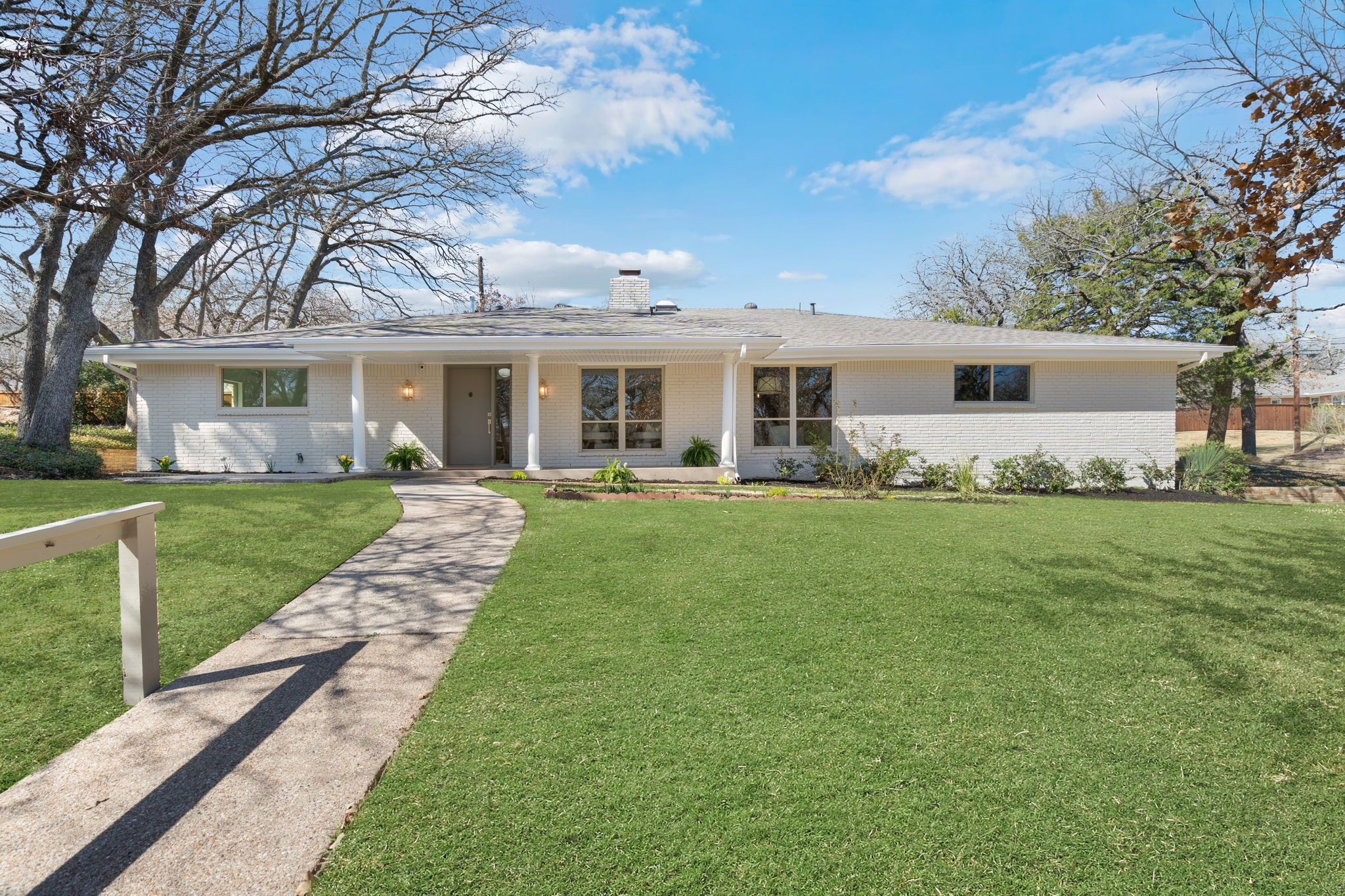 1306 Driftwood Drive Euless TX 76040