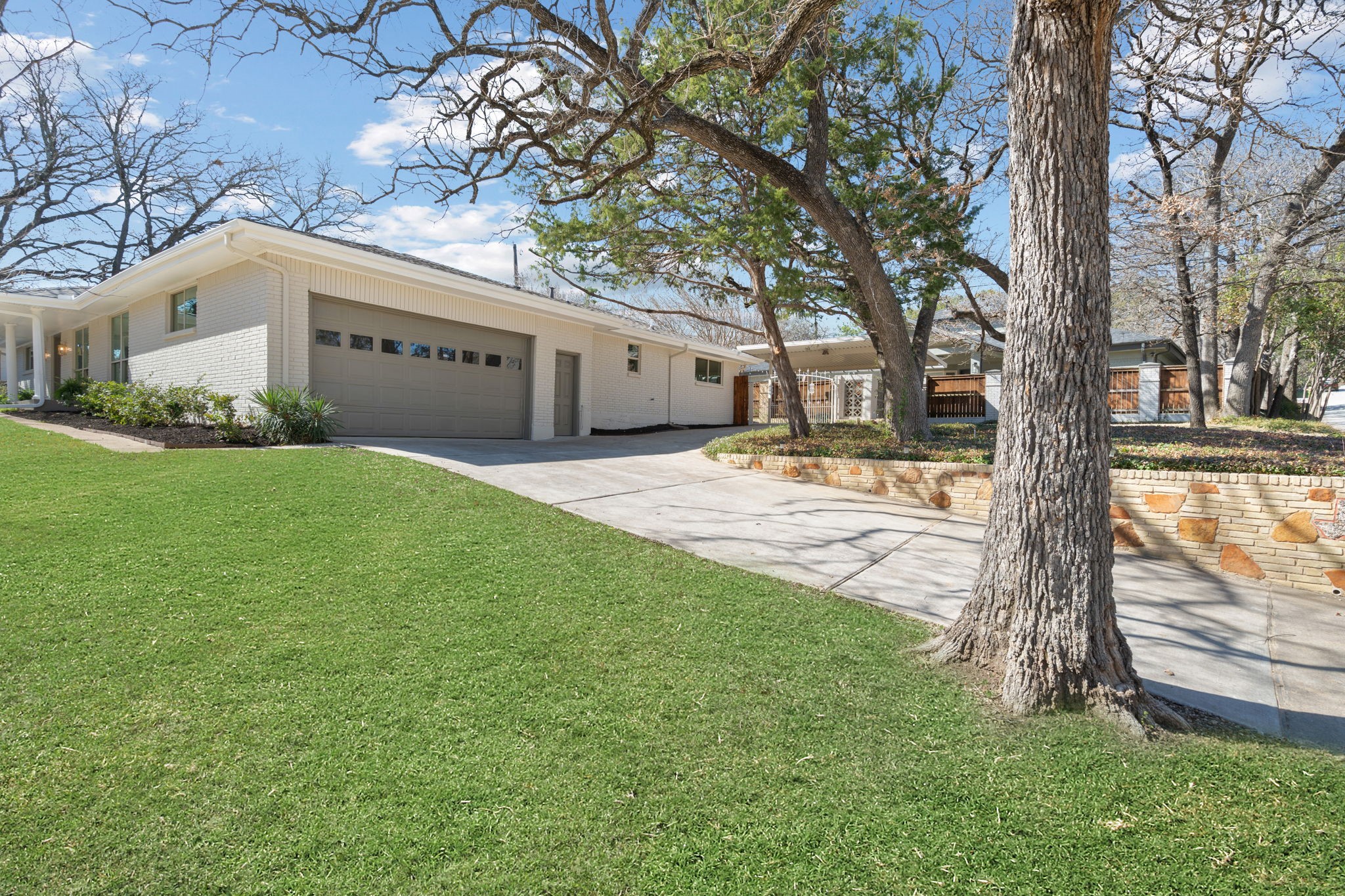 1306 Driftwood Drive Euless TX 76040