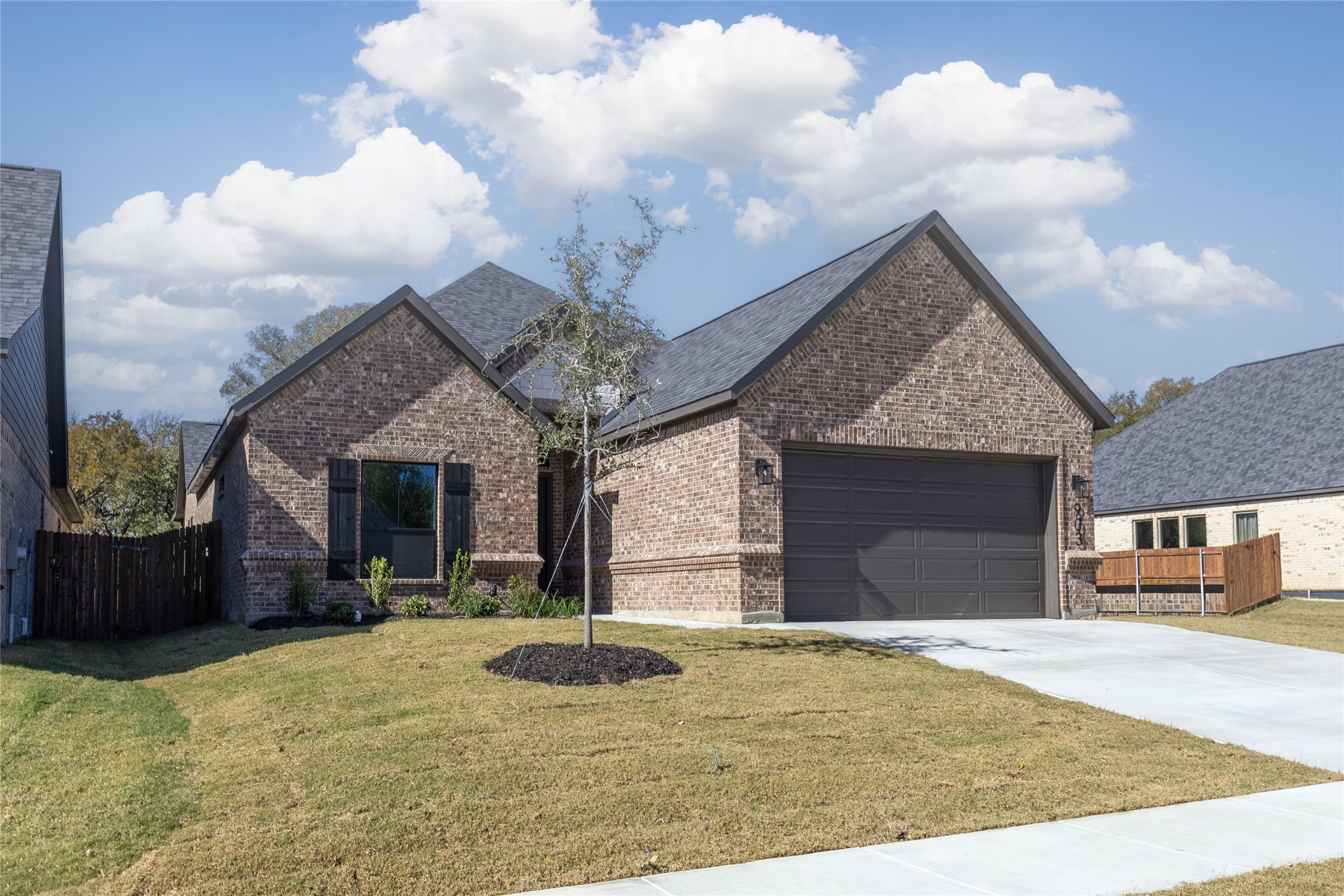 903 Boston Lane River Oaks TX 76114