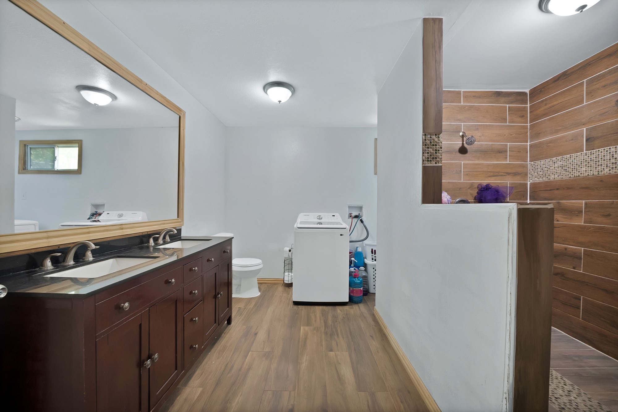 409 Roberts Avenue Irving TX 75060