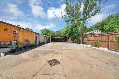 409 Roberts Avenue Irving TX 75060