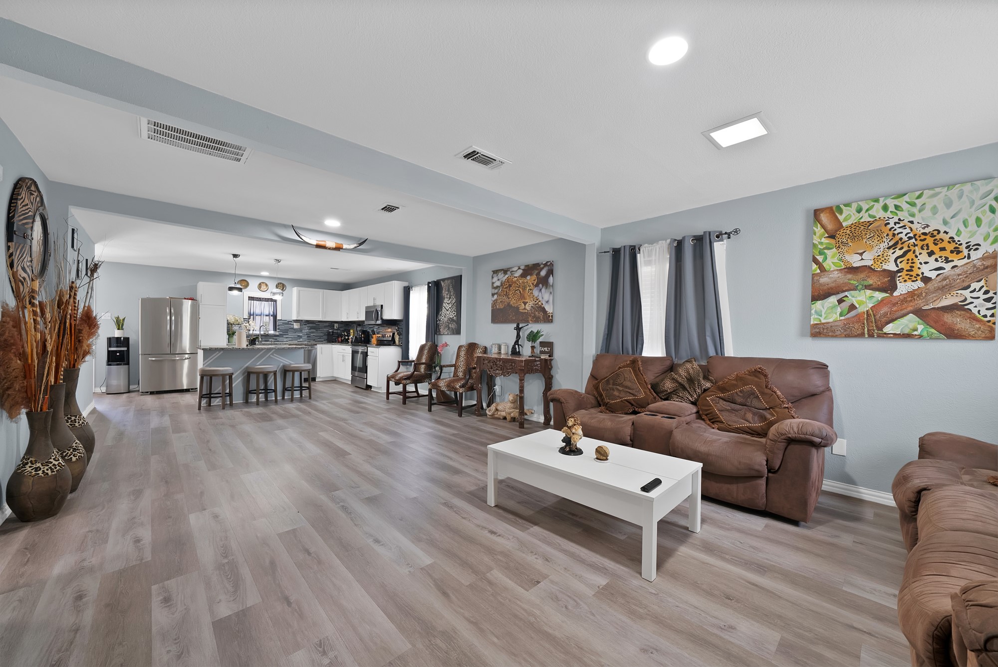 409 Roberts Avenue Irving TX 75060