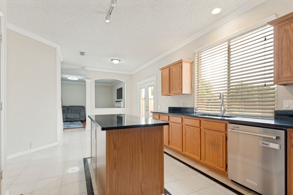 7341 Coventry Circle North Richland Hills TX 76182
