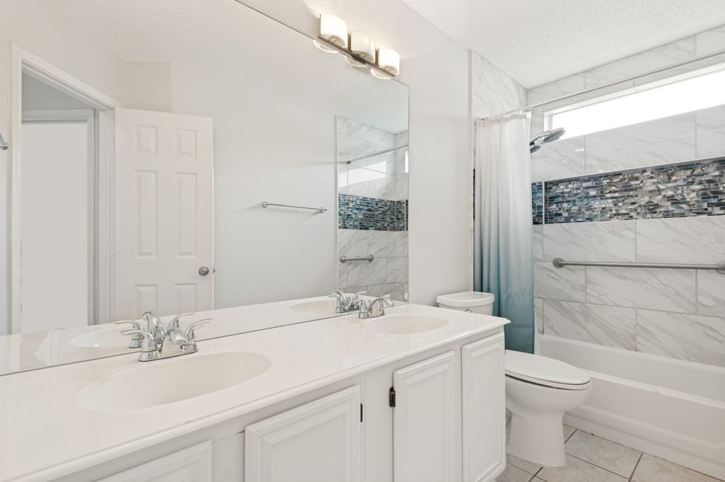 7341 Coventry Circle North Richland Hills TX 76182