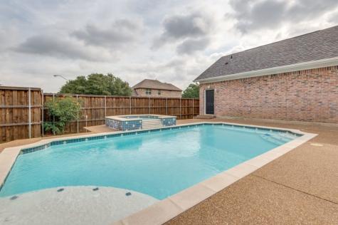 7341 Coventry Circle North Richland Hills TX 76182