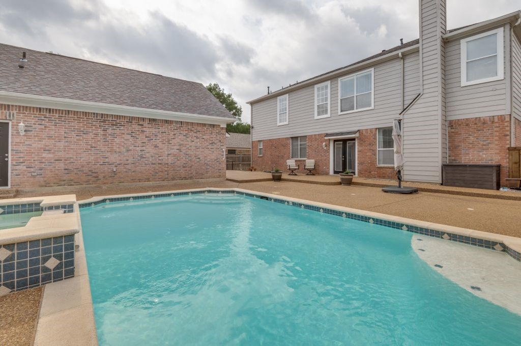 7341 Coventry Circle North Richland Hills TX 76182