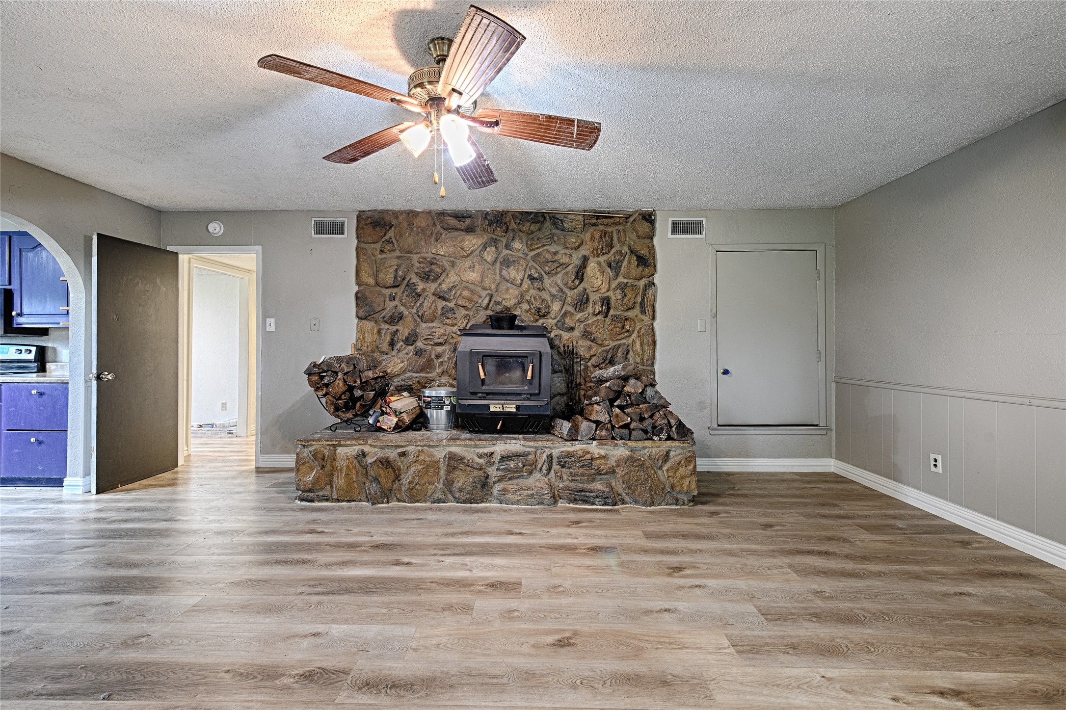 19455 County Road 541 Nevada TX 75173