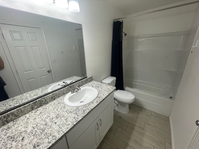 1816 Hidden Valley Road Granbury TX 76049