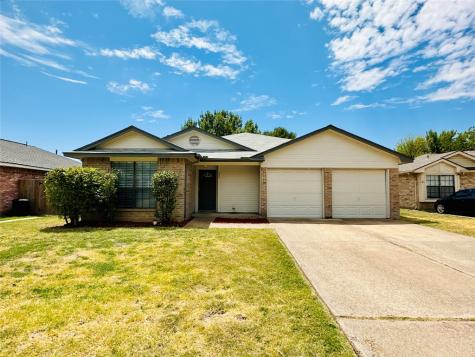 422 Rifleman Trail Arlington TX 76002