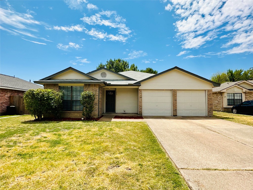 422 Rifleman Trail Arlington TX 76002