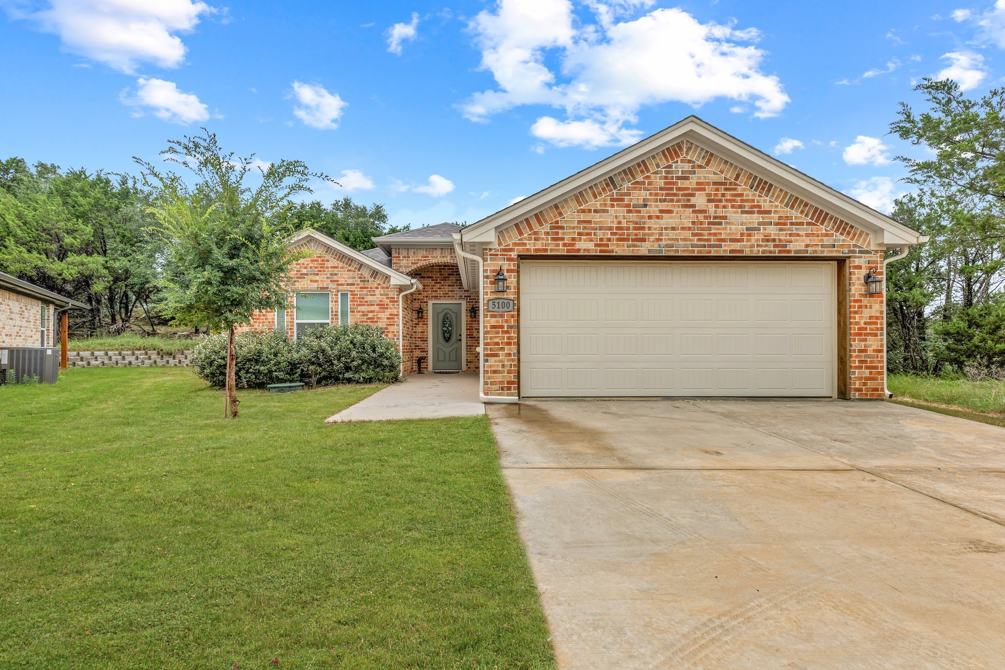 5100 Tyler Court Granbury TX 76048