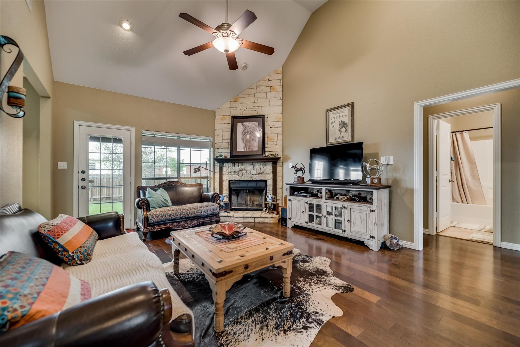 1403 Hickory Drive Pilot Point TX 76258