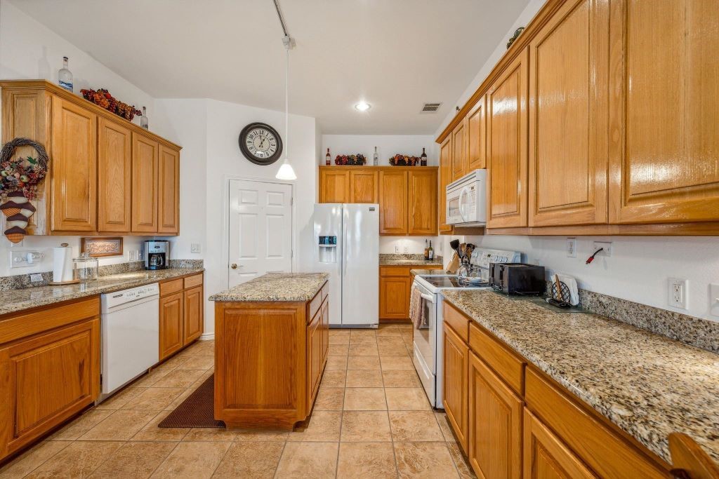 641 Comanche Lake Road Comanche TX 76442