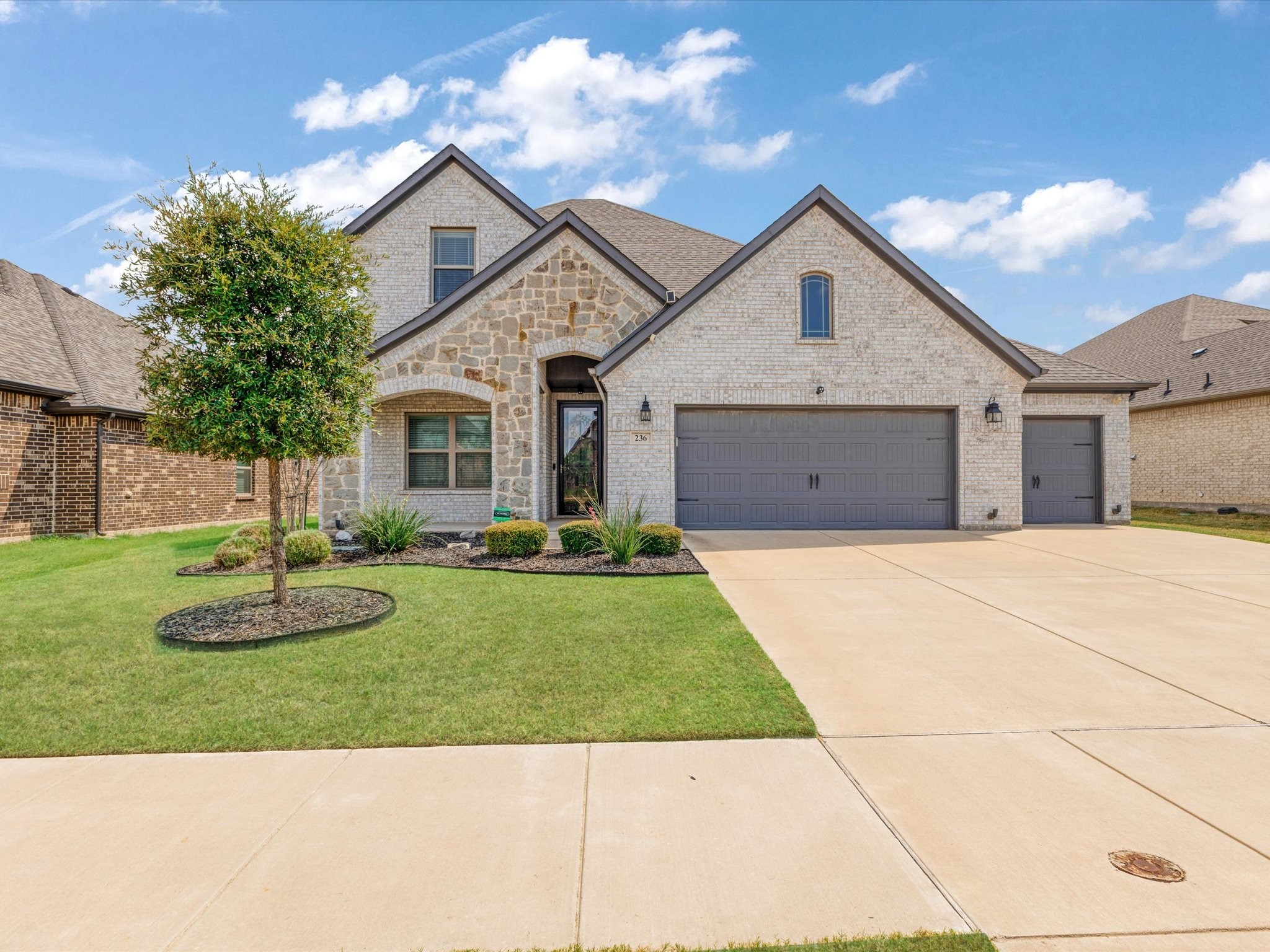 236 Lillian Lane Waxahachie TX 75165