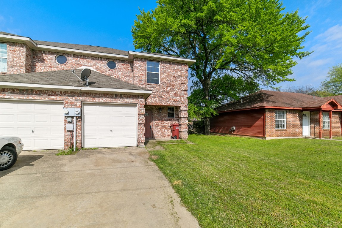 1619 Oriental Street Bonham TX 75418