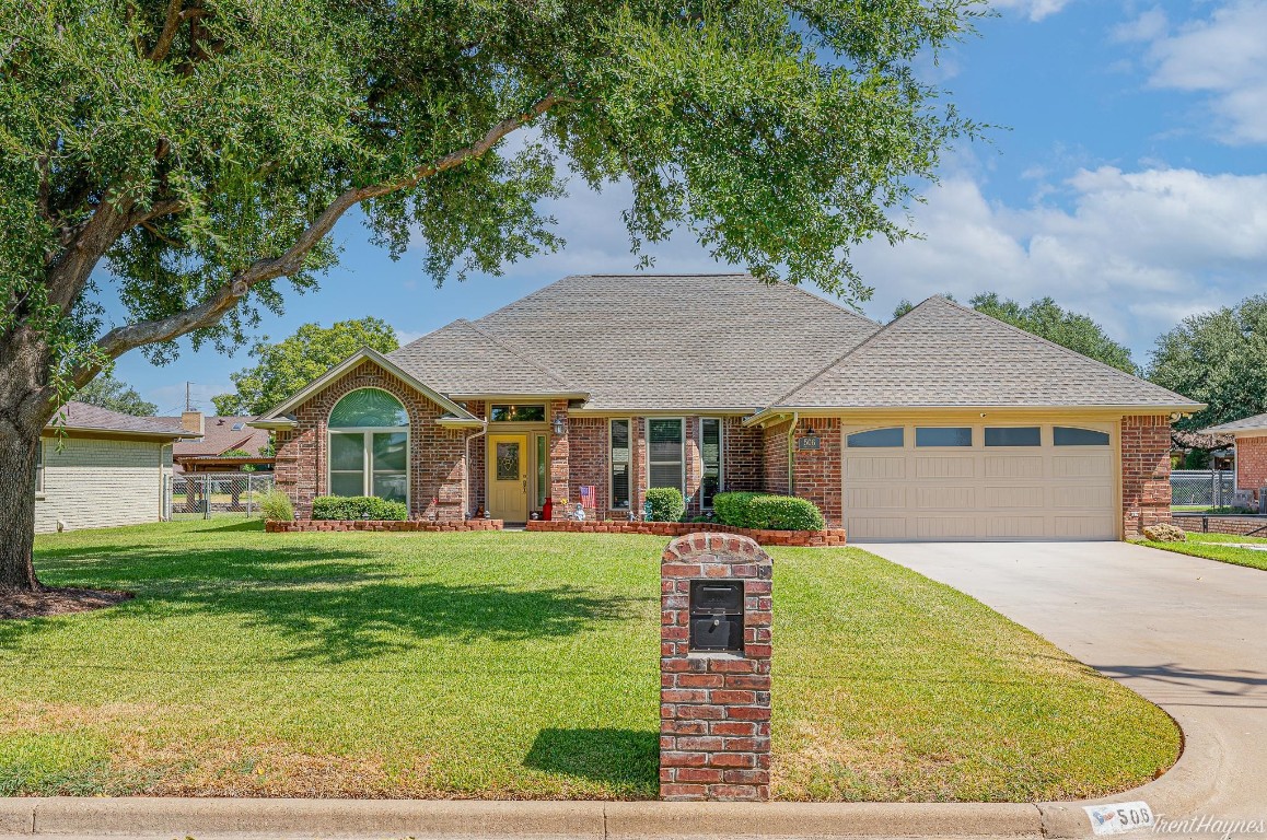 506 Tahiti Drive Granbury TX 76048
