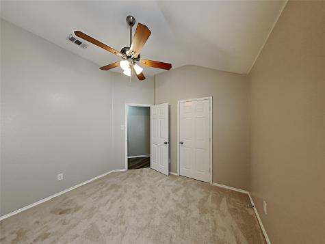 617 Oak Hollow Trail Saginaw TX 76179