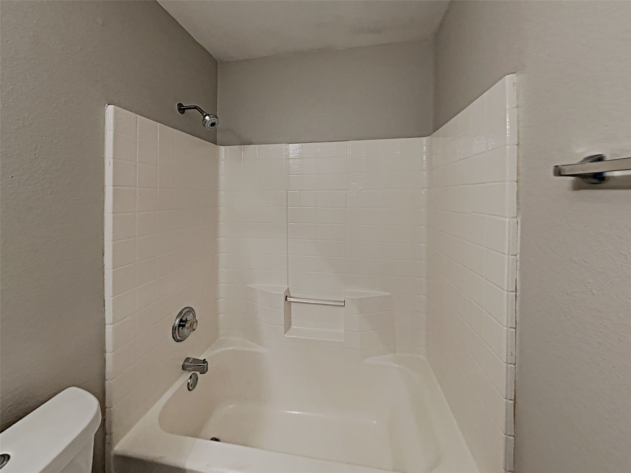 617 Oak Hollow Trail Saginaw TX 76179