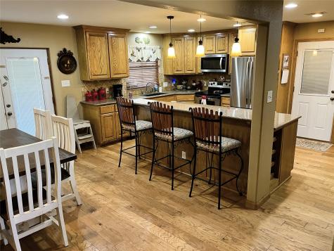203 Jane Street Groesbeck TX 76642