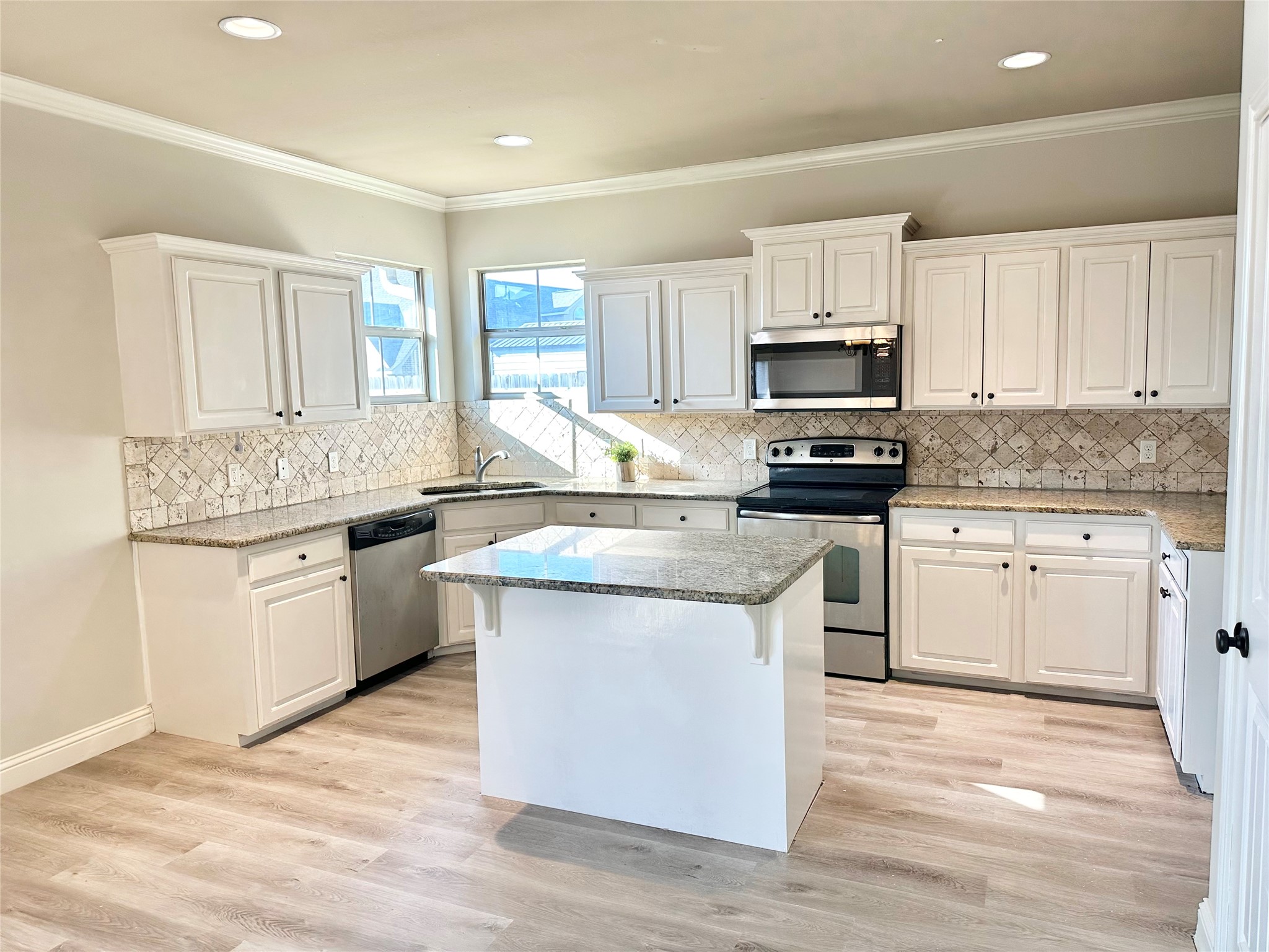 148 Lola Circle Benton LA 71006