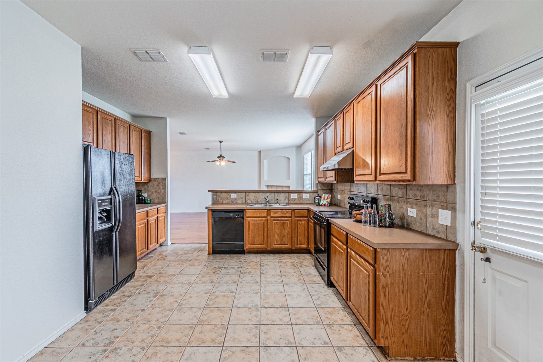 7804 Hidden Path Lane Denton TX 76210