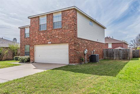 7804 Hidden Path Lane Denton TX 76210