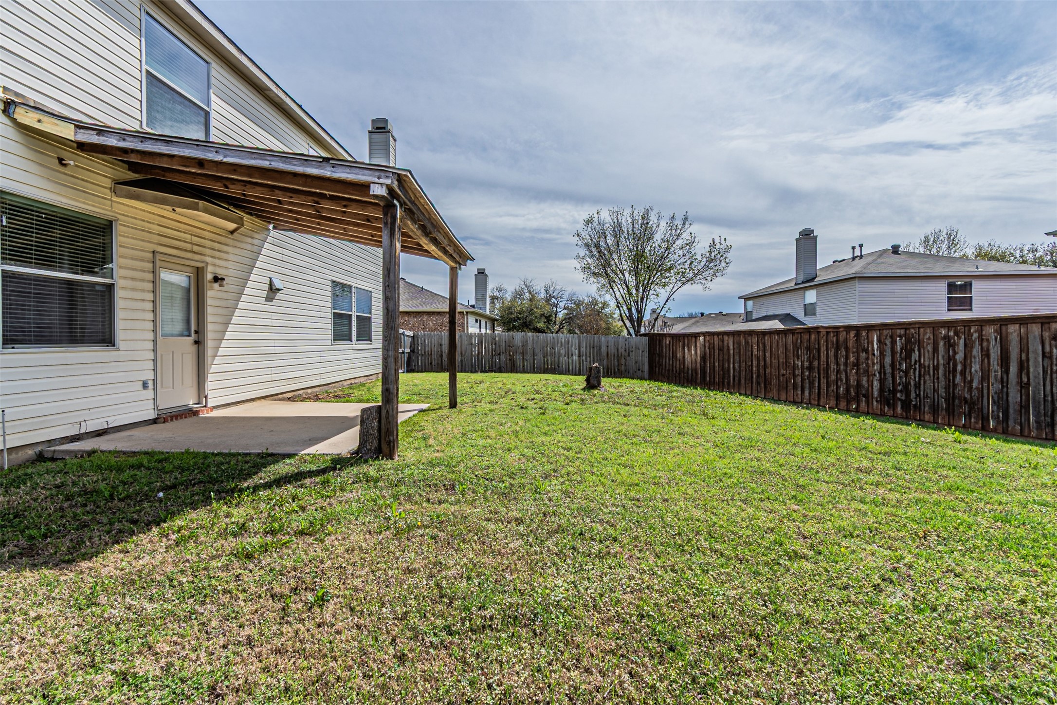 7804 Hidden Path Lane Denton TX 76210