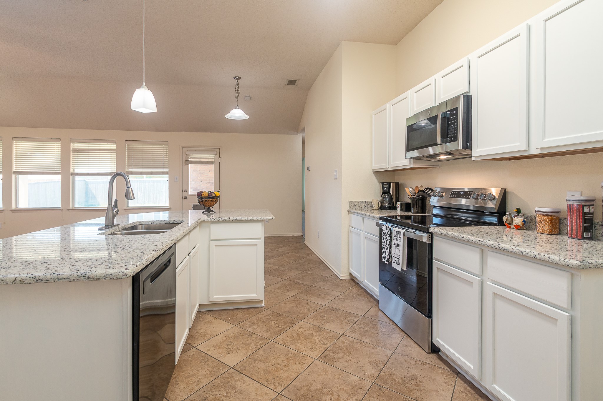 107 Hazelnut Forney TX 75126