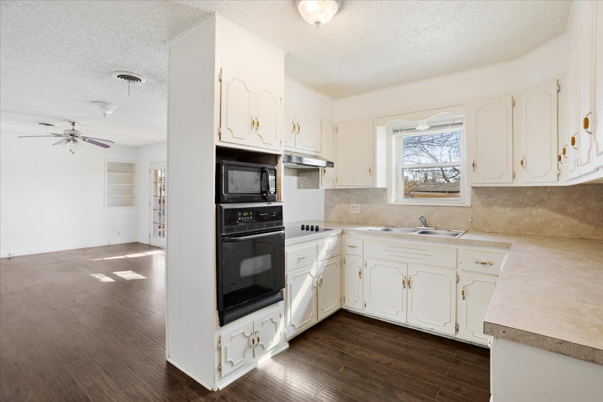 2922 Stafford Drive Denison TX 75020