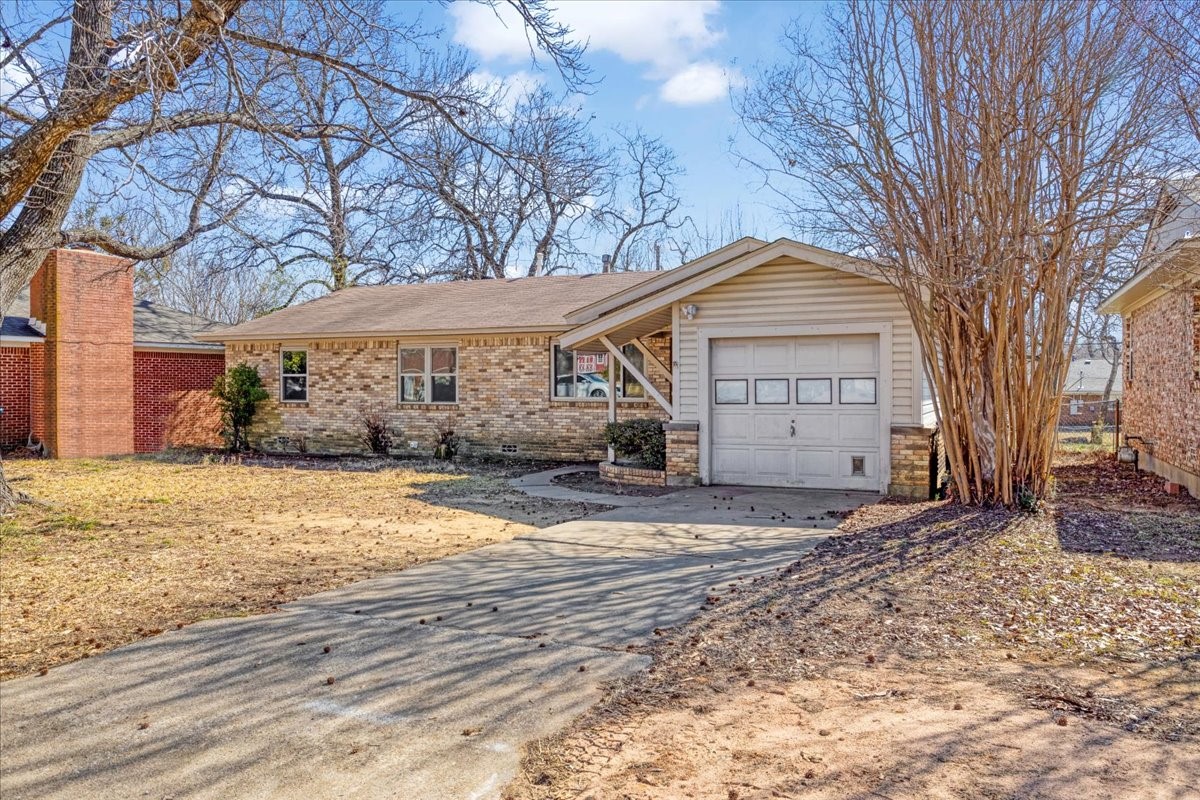 2922 Stafford Drive Denison TX 75020