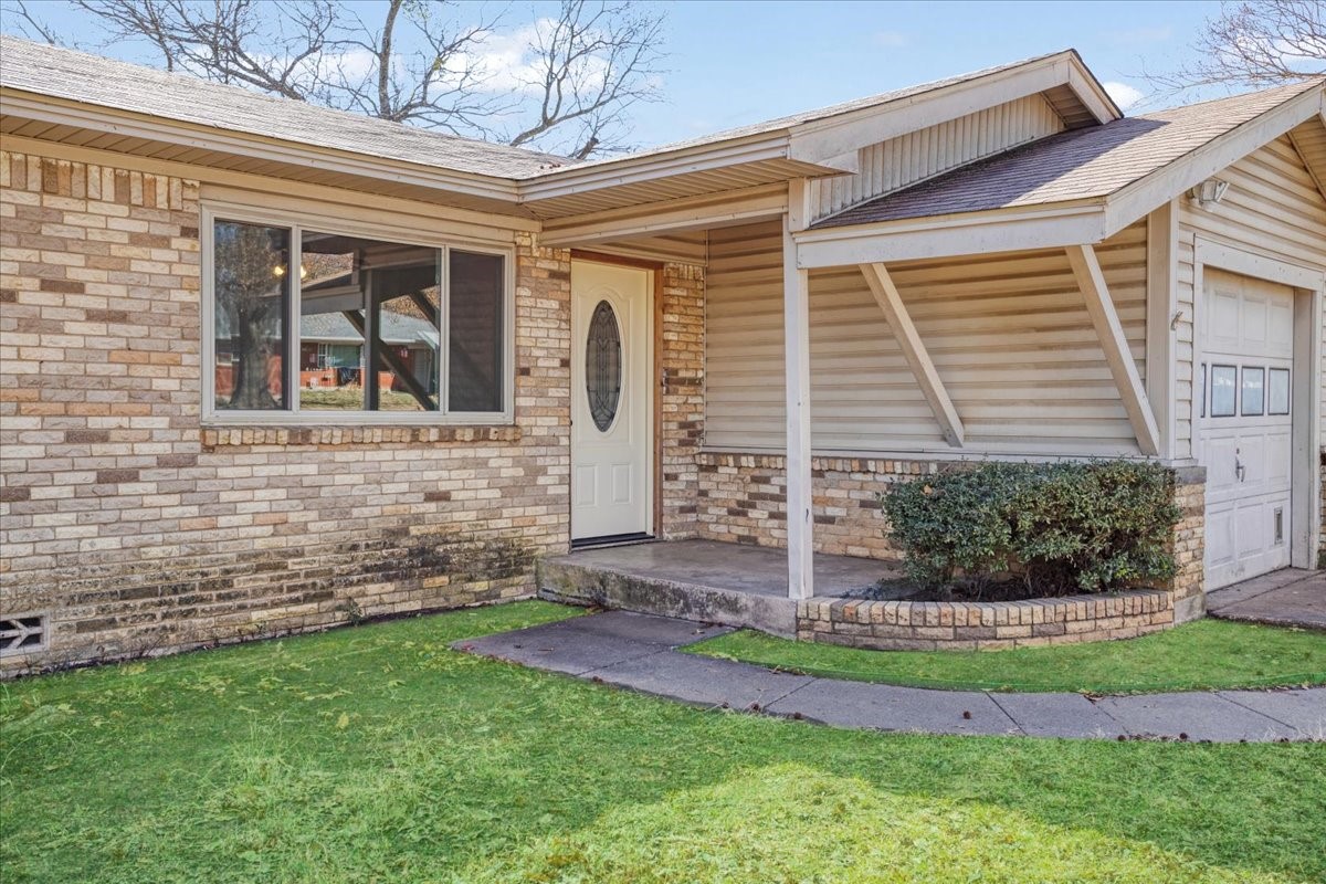 2922 Stafford Drive Denison TX 75020