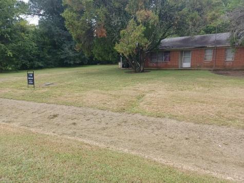 216 State Highway 309 Goodlow TX 75144