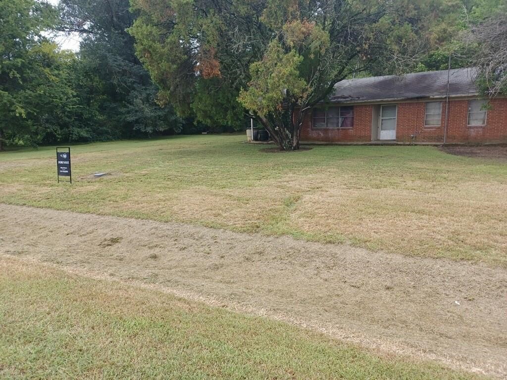 216 State Highway 309 Goodlow TX 75144