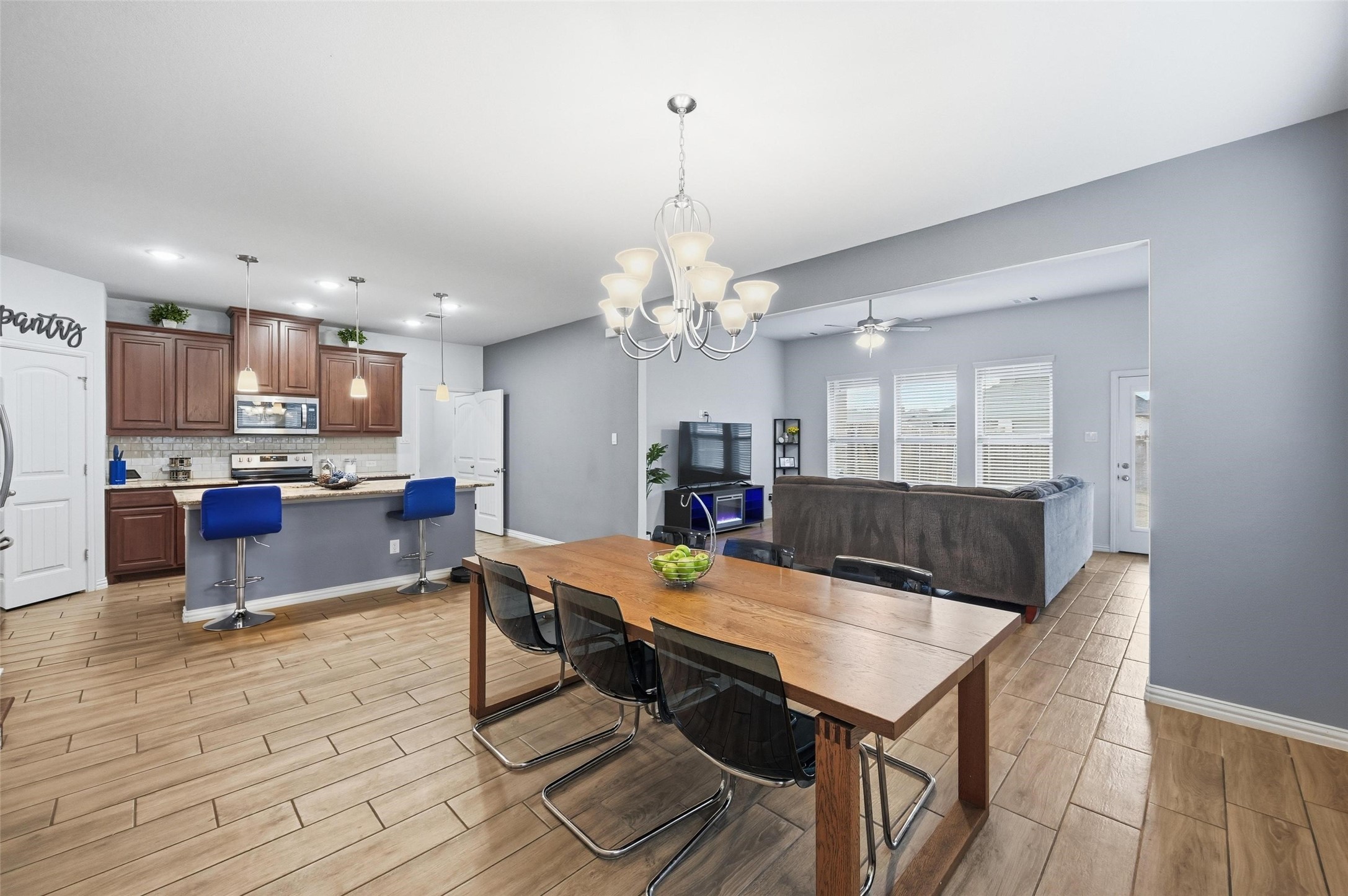 196 Lady Bird Drive Waxahachie TX 75165