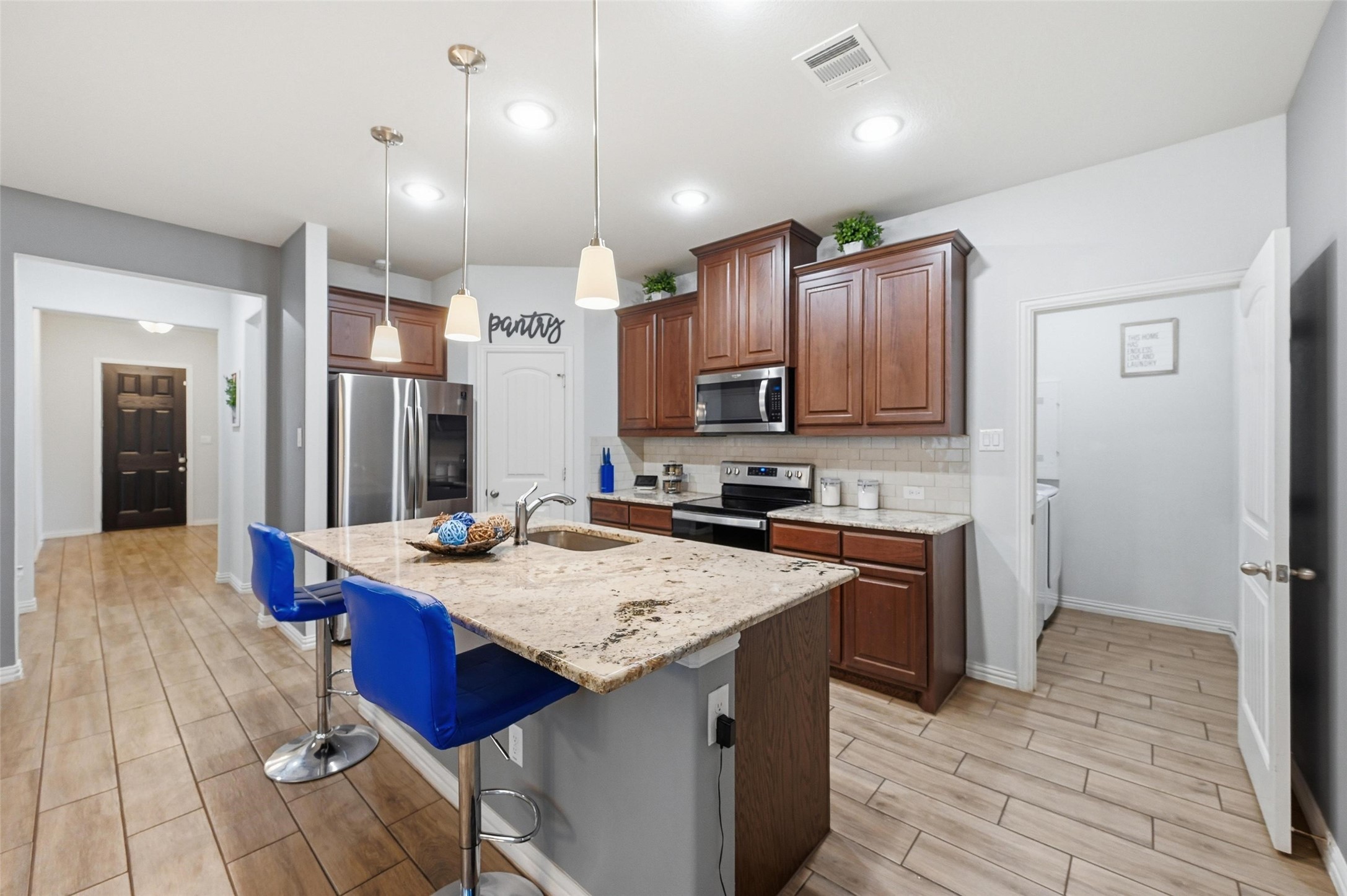 196 Lady Bird Drive Waxahachie TX 75165