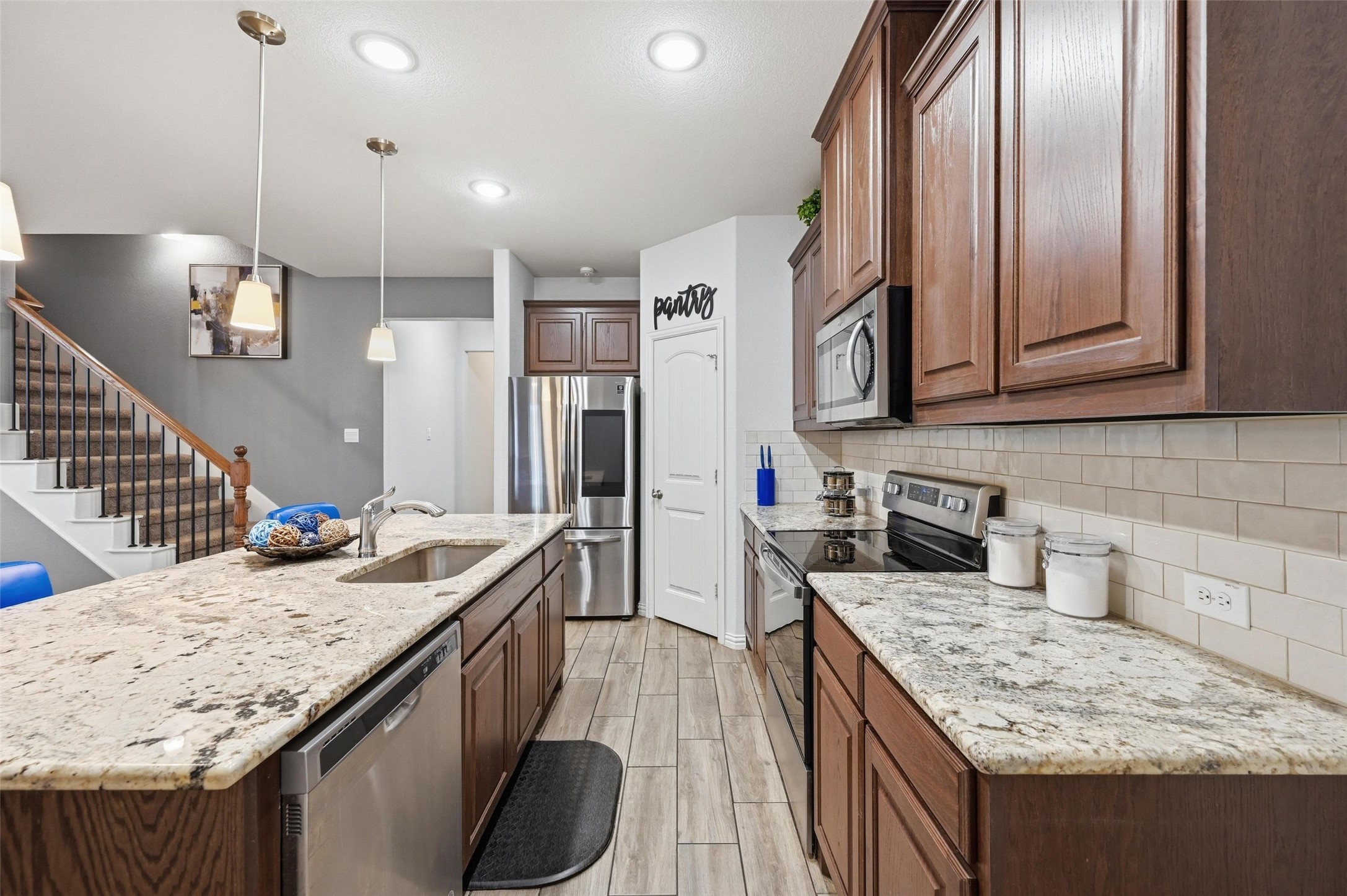 196 Lady Bird Drive Waxahachie TX 75165