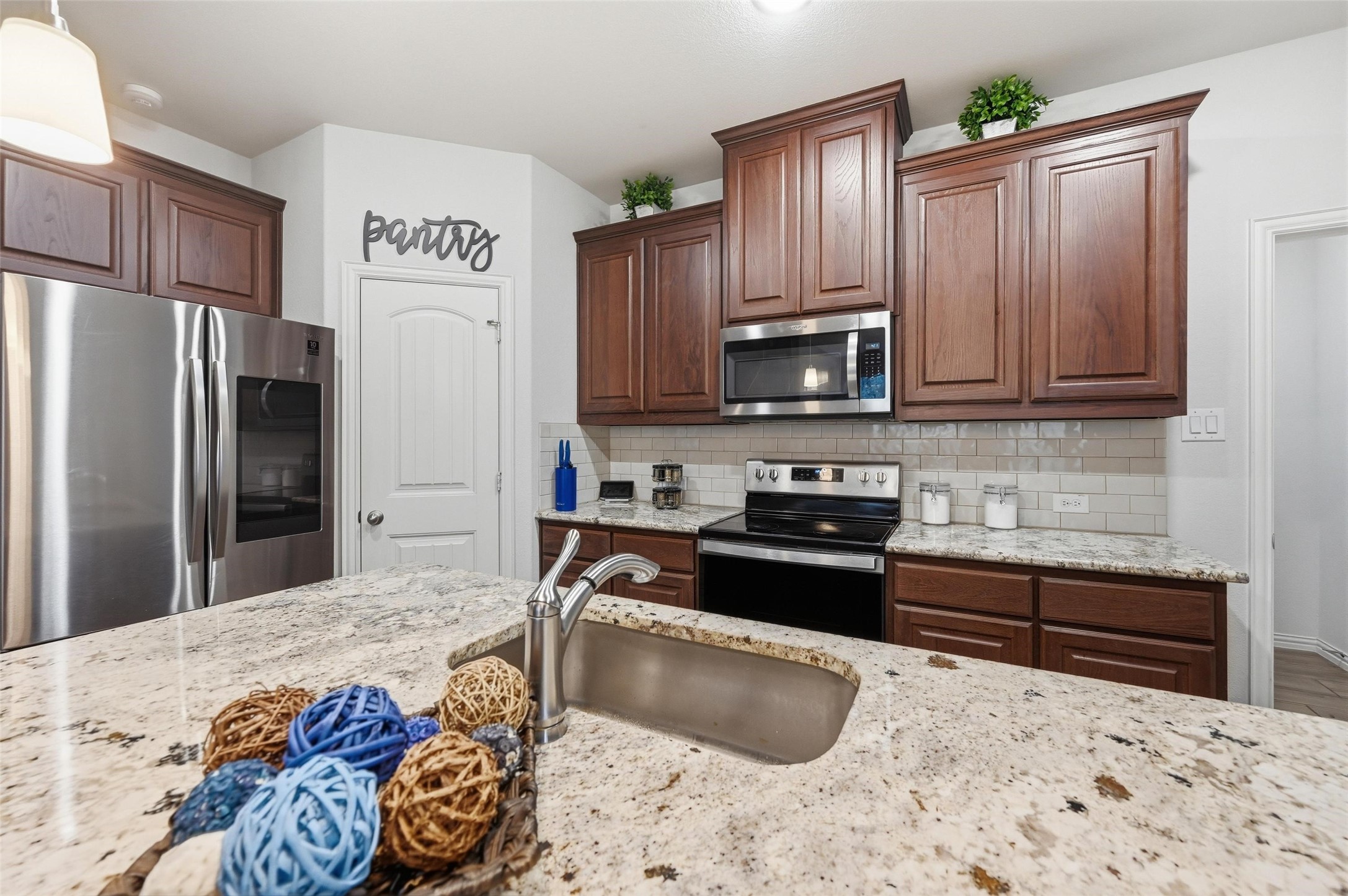196 Lady Bird Drive Waxahachie TX 75165