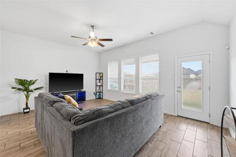 196 Lady Bird Drive Waxahachie TX 75165
