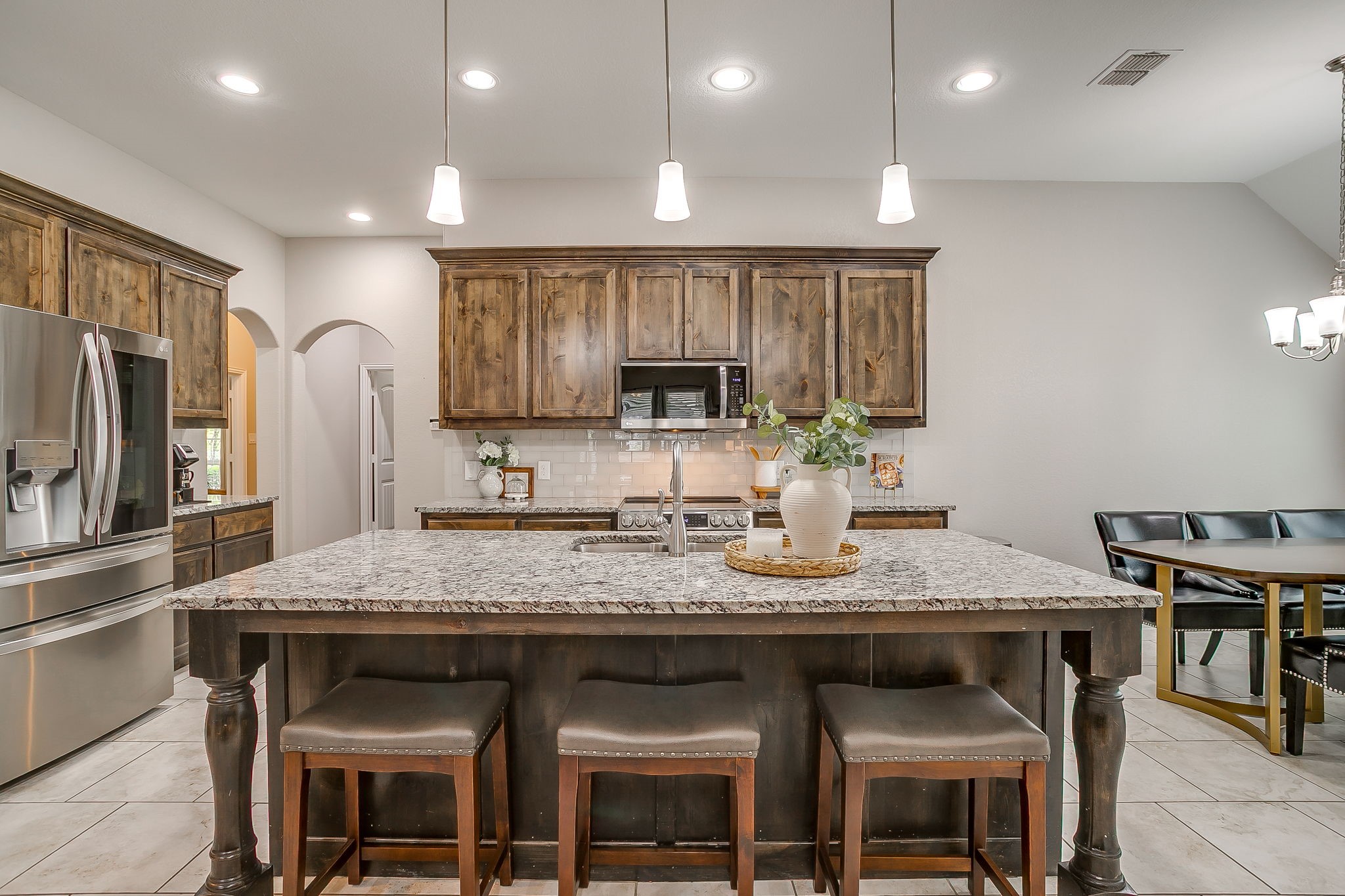 2721 Buffalo Run Burleson TX 76028